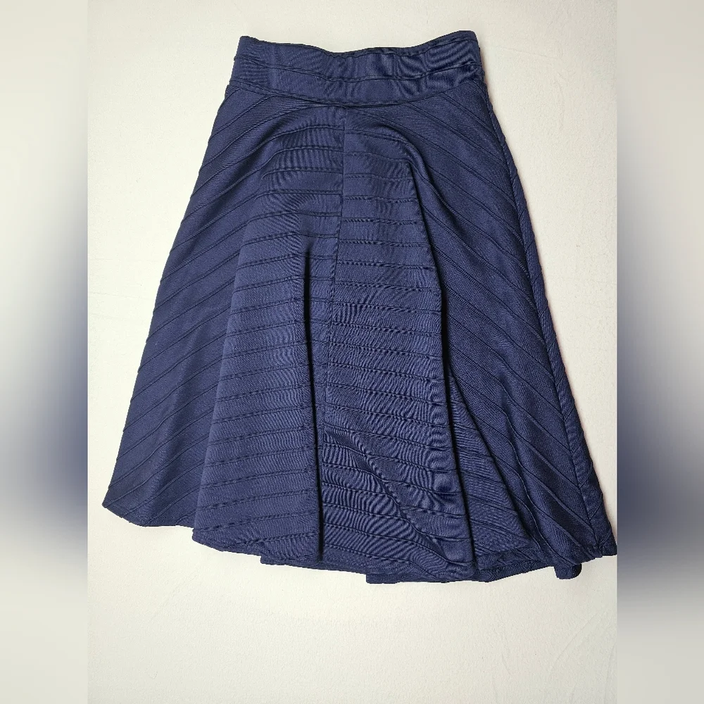 Tiffany & Grey Navy Blue A-Line Midi Skirt‎ Textured Elegant Career